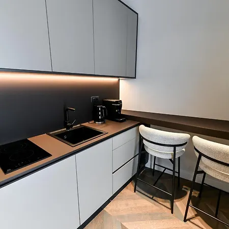 アパート Three Pearls Deluxe & ザダル