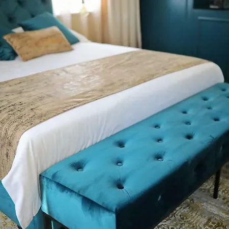 アパート Three Pearls Deluxe & *