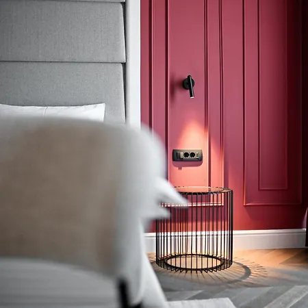 Three Pearls Deluxe & Apartman