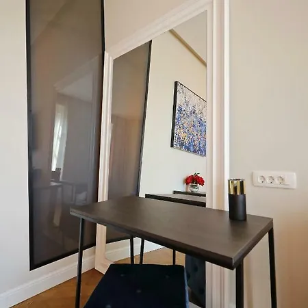 Three Pearls Deluxe & Zadar