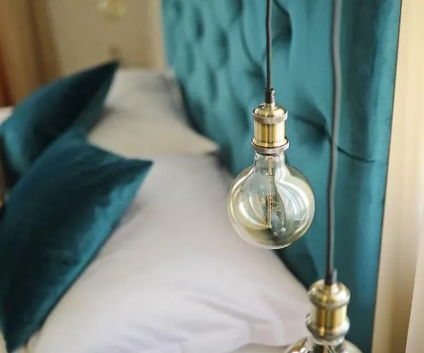 Apartment Three Pearls Deluxe &